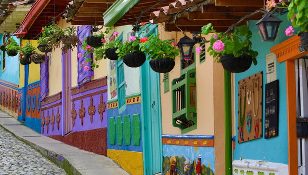 Guided Tour of Guatapé - Photo 2