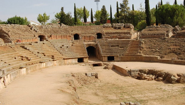 Tour de Mérida al completo con entradas - Foto 2