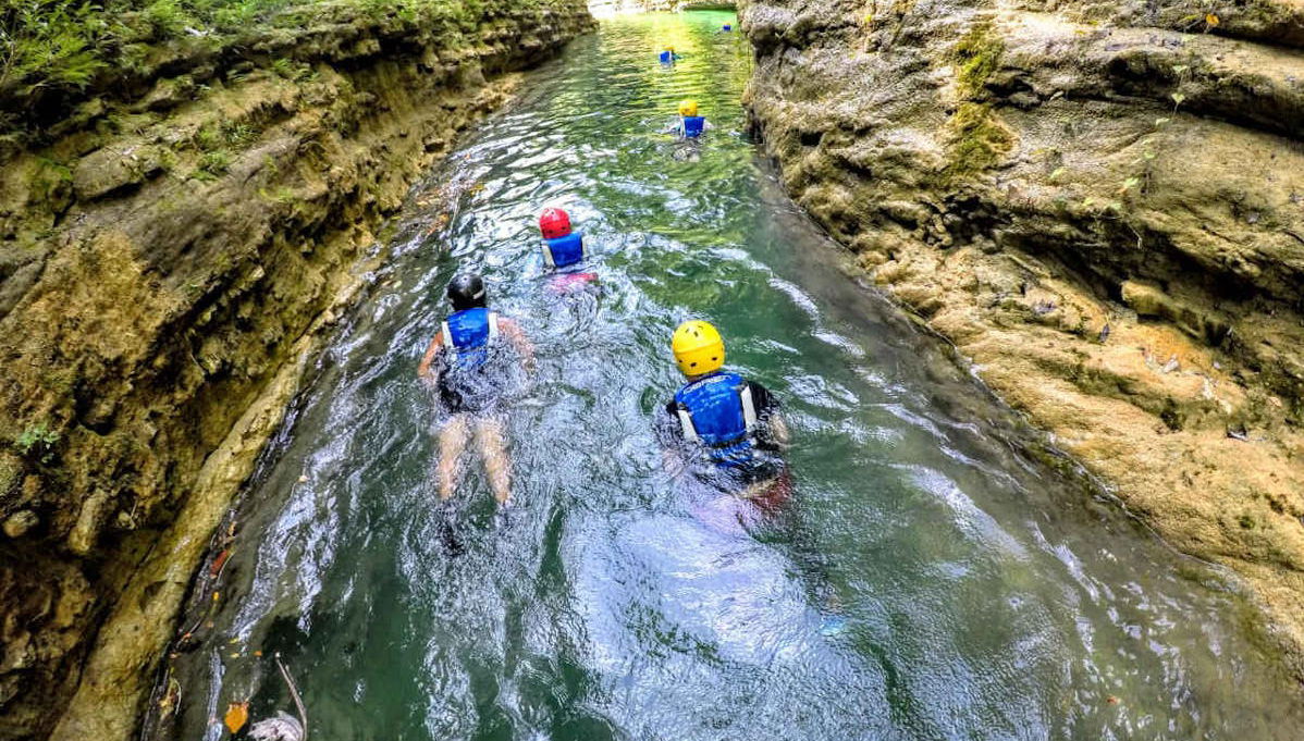 Cola de Pato Canyoning Experience - Foto 1