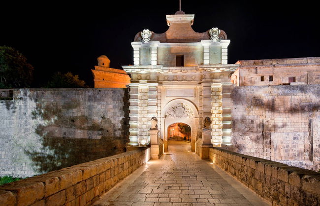 Malta Night Tour - Photo 4