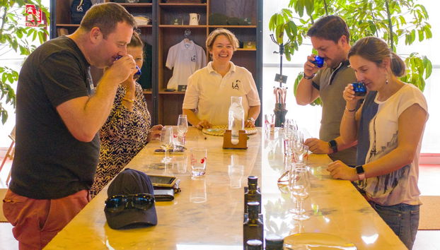 Visita a la finca LA Organic con cata de aceite - Foto 2