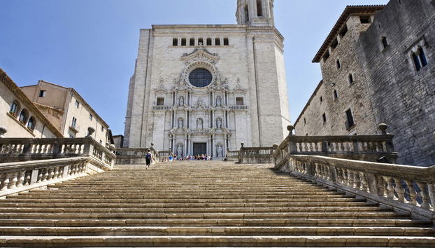 Dali Museum of Figueres & Girona Tour - Foto 4