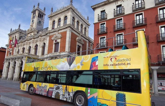 Bus touristique + Valladolid Card - Photo 1