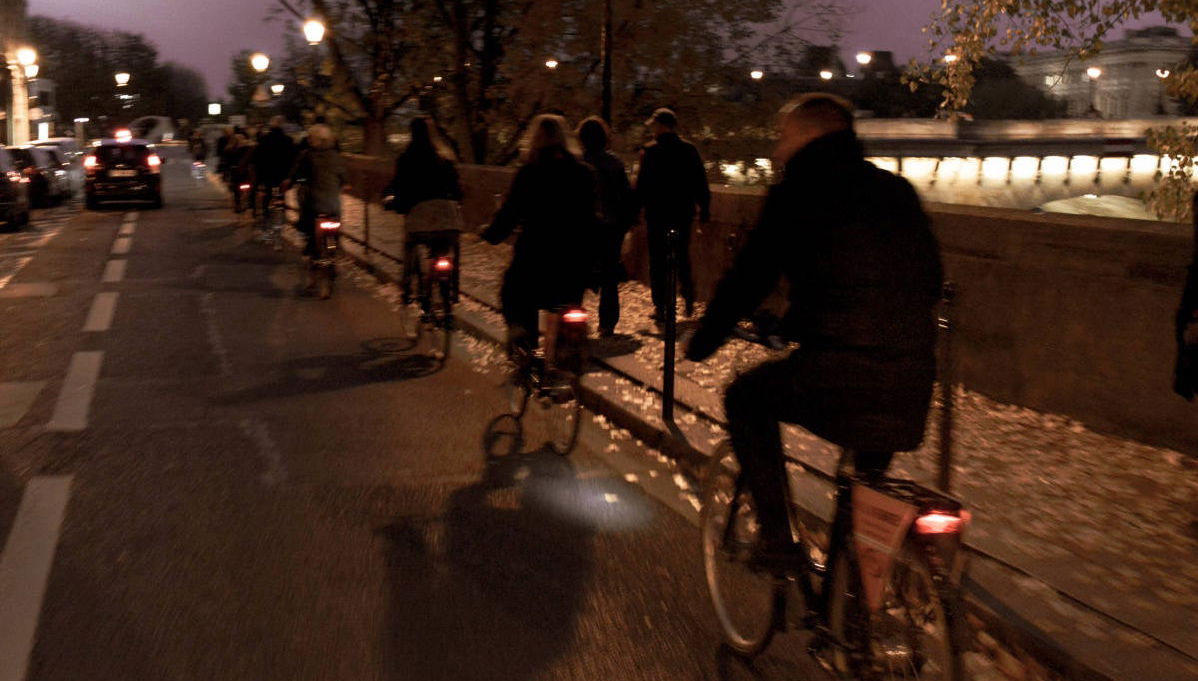 Paris Christmas Bike Tour - Photo 1