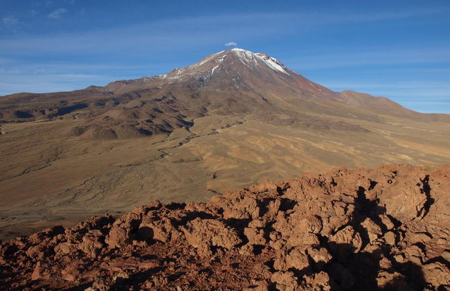 Ruta privada de trekking por el volcán Poruña - Foto 2