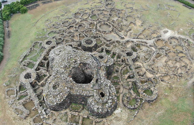 Su Nuraxi of Barumini & Domus de Janas Day Trip - Foto 2