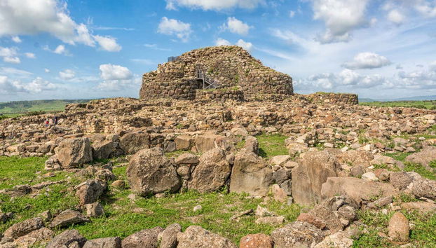 Excursión a Su Nuraxi de Barumini y las Domus de Janas - Foto 3