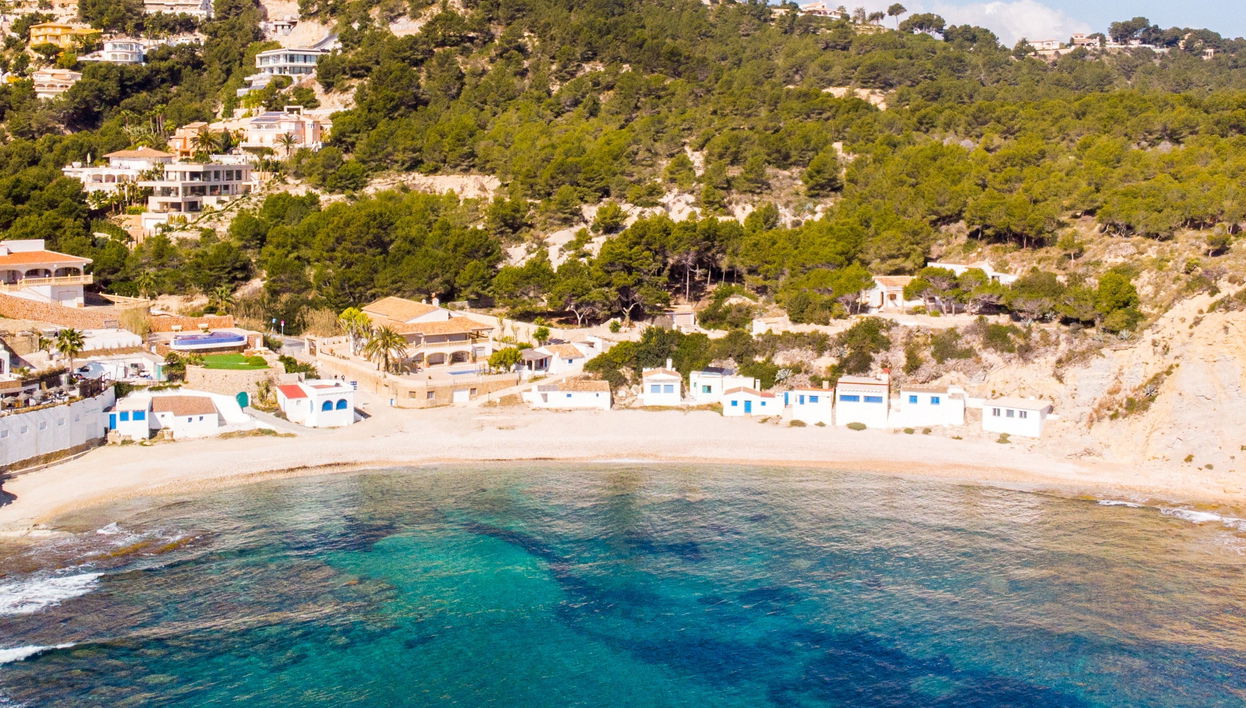 Excursión en catamarán a la isla de Portichol con paella