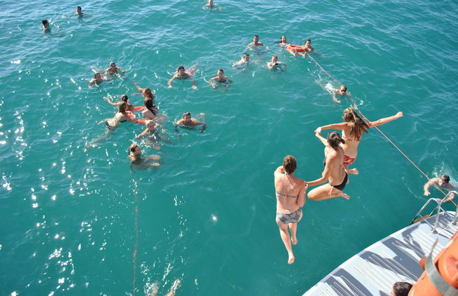 Excursión en catamarán a la isla de Portichol con paella - Foto 2