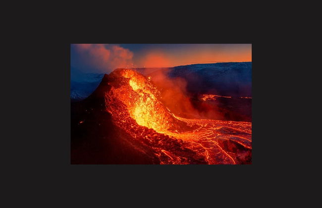 LAVA Centre Ticket - Photo 2