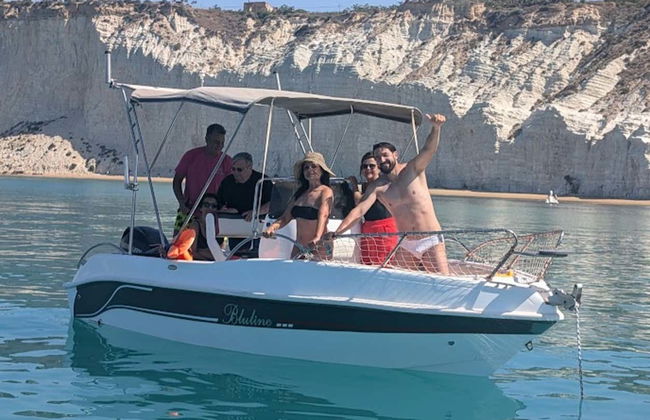 Paseo en barco por Scala dei Turchi - Foto 7