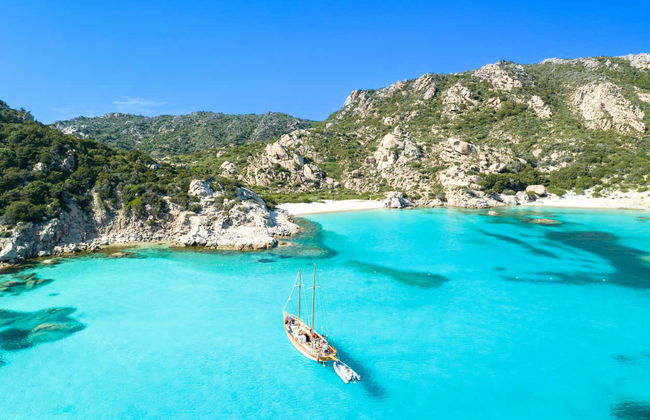 Escursione all'arcipelago della Maddalena in barca a vela - Foto 7