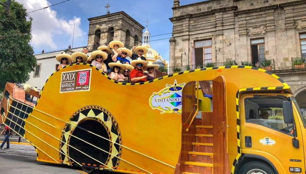 Jantar com espetáculo de mariachis + Ônibus violão - Foto 5
