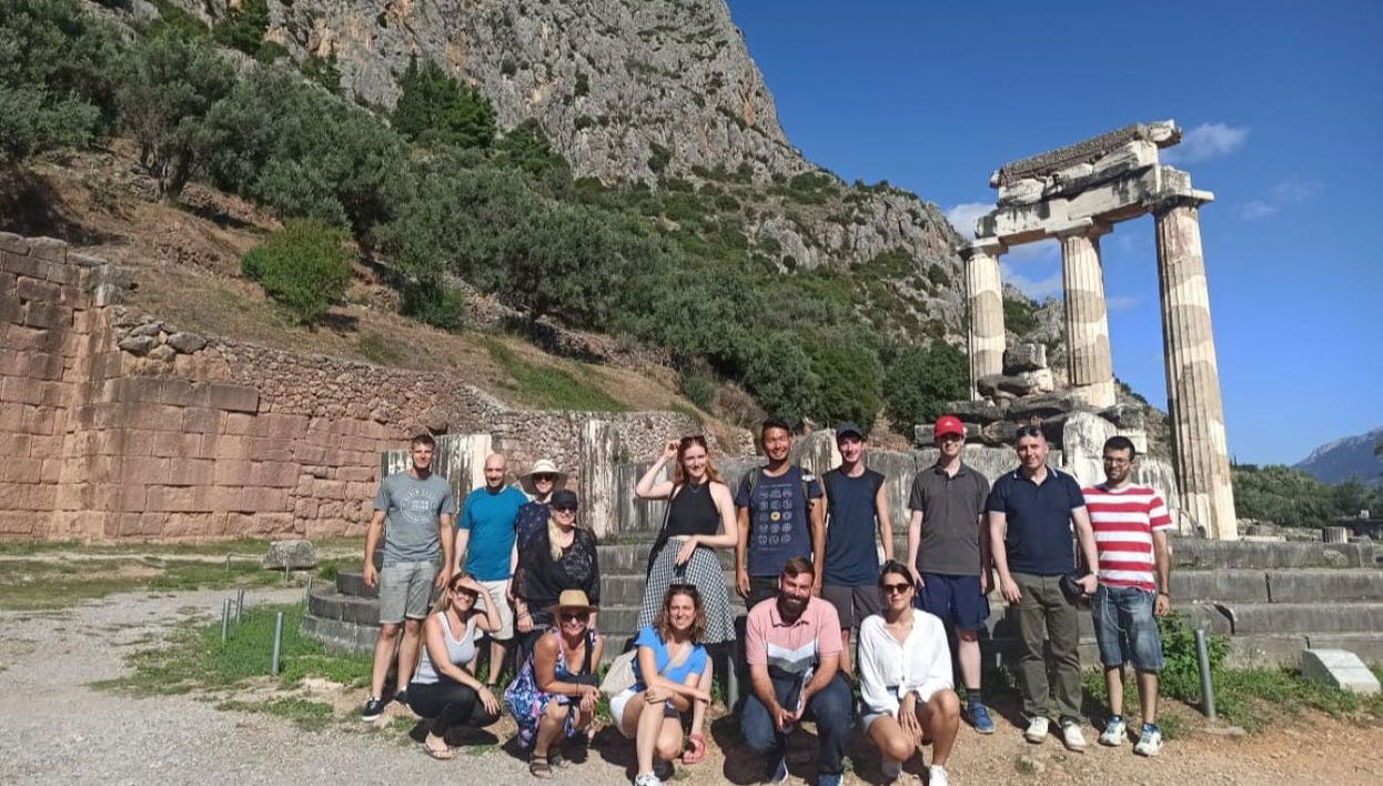 Excursión a Delfos con audioguía - Foto 1