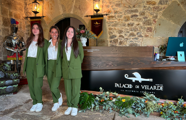 Visita guiada por el Palacio de Velarde - Foto 2