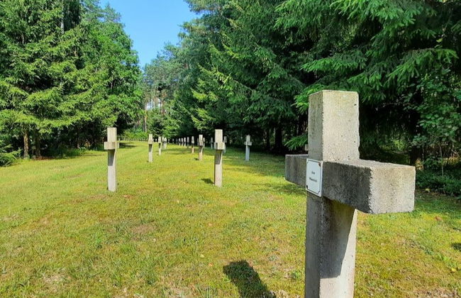 Excursión al campo de concentración de Treblinka - Foto 3