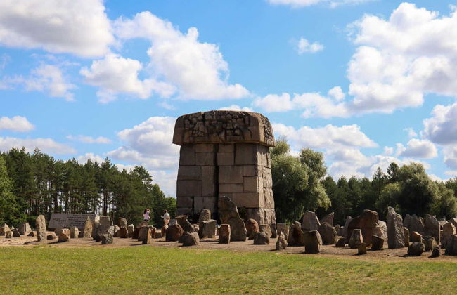 Excursión al campo de concentración de Treblinka - Foto 1