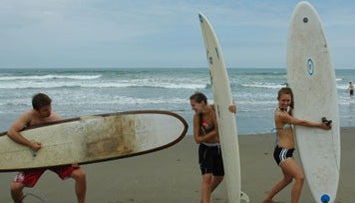Montañita Surf Lesson - Foto 3