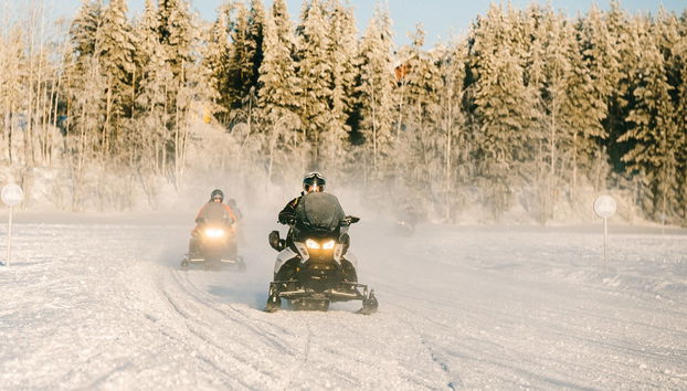 Snowmobiling in Kätkä - Foto 4