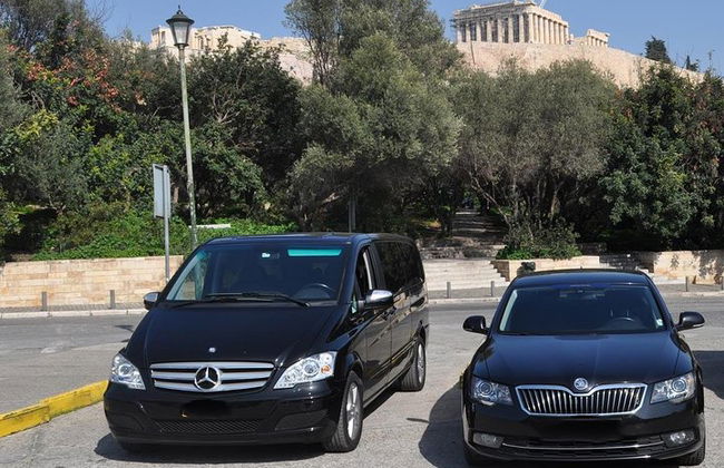 Coche de lujo de medio día con conductor a disposición en Lyon - Foto 6