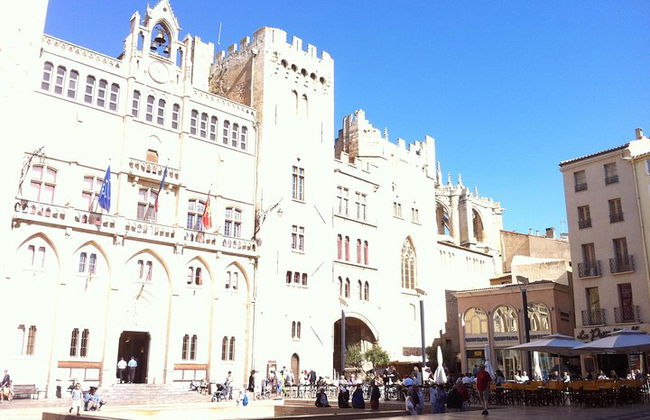 Private day tour to Narbonne, Gruissan and Lagrasse village. From Carcassonne. - Photo 3