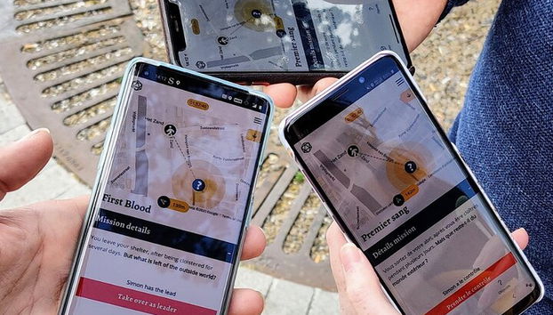 Das Spiel findet auf Ihrem Smartphone statt: Lösen Sie alle Rätsel
