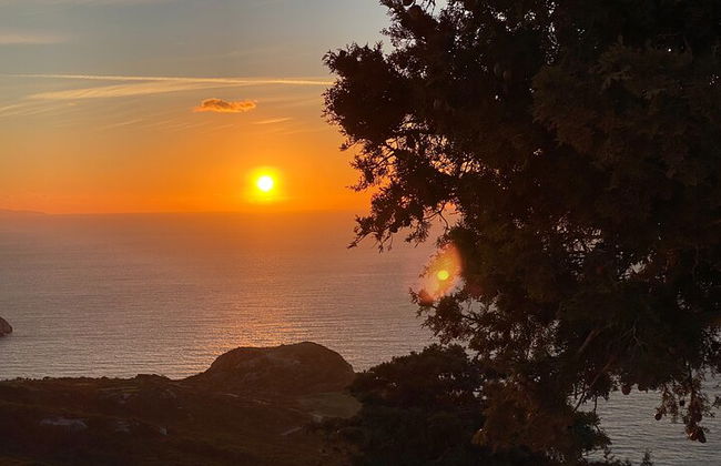 Escursionismo in Piccolo Gruppo Tramonto a Monolithos - Foto 9