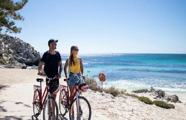 Excursión a Rottnest Express Perth con alquiler de bicicletas - Foto 3