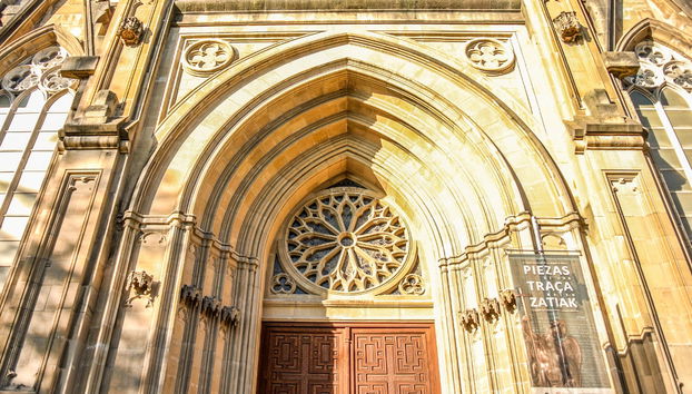 Visita guiada por la Catedral Nueva de Vitoria - Foto 3
