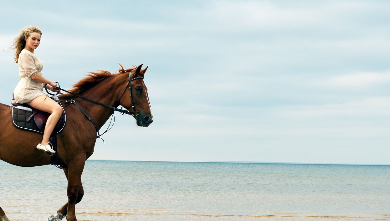 Paseo a caballo por la playa de Wariruri
