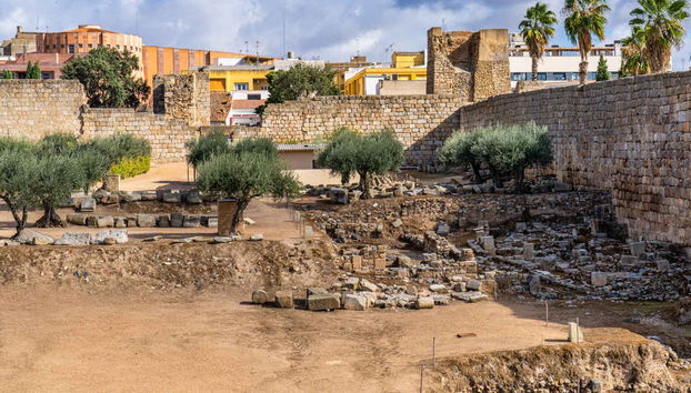 Tour de Mérida al completo con entradas - Foto 4