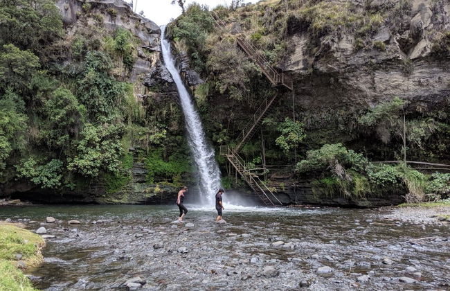 Tres Cascadas Waterfall Hike - Foto 6