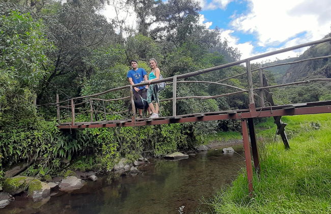 Tres Cascadas Waterfall Hike - Foto 2