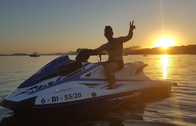 Tour en moto de agua al atardecer desde Alcudia - Foto 2