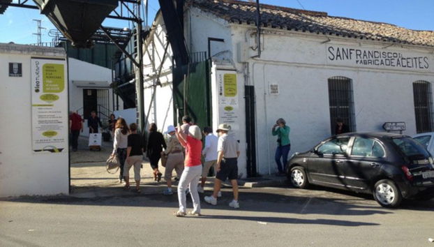Olive Oil Mill Guided Tour - Foto 2