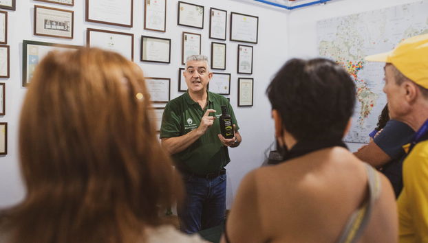 Olive Oil Mill Guided Tour - Foto 4