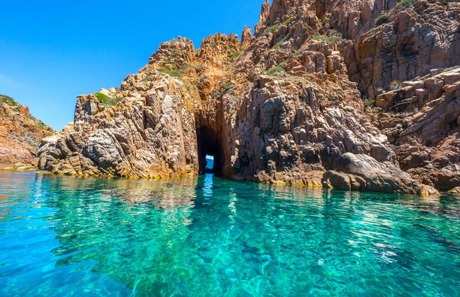 Excursión en barco a los Calanches de Piana - Foto 1