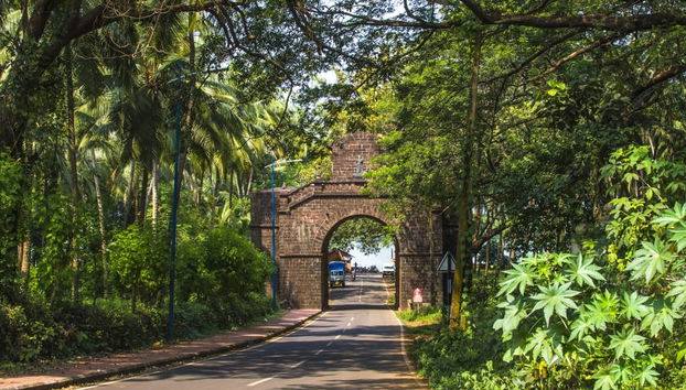Walking Tour of Old Goa's Churches - Foto 5