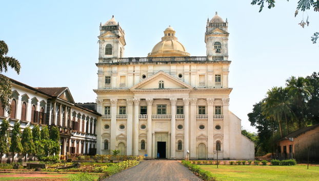 Walking Tour of Old Goa's Churches - Foto 3
