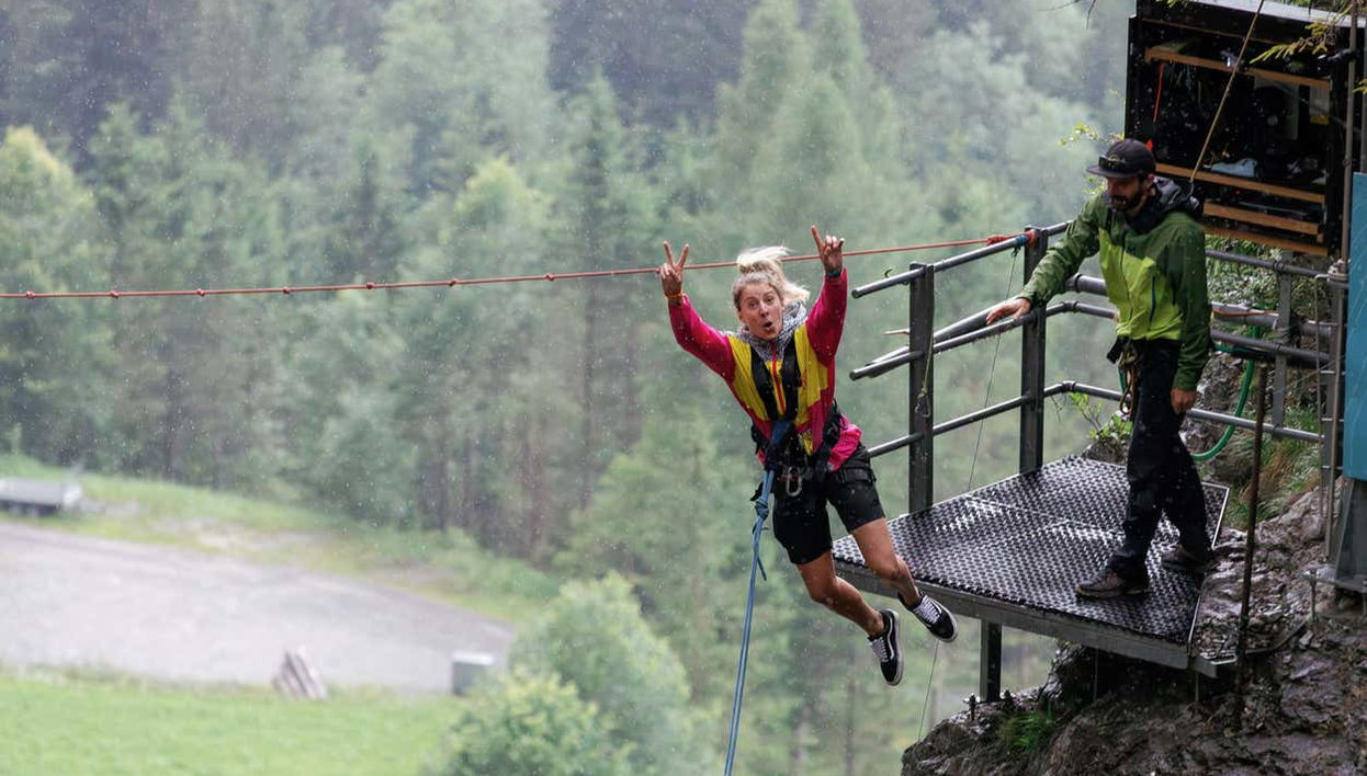 Puenting en el Glacier Canyon - Foto 1