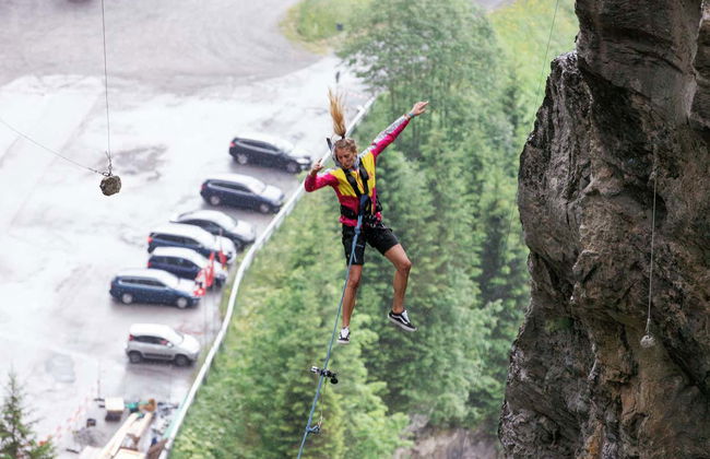 Grindelwald Glacier Canyon Bungee Jumping - Photo 4