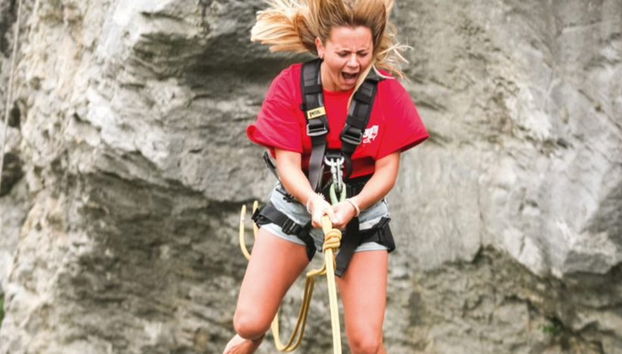 Bungee jumping no Glacier Canyon - Foto 4
