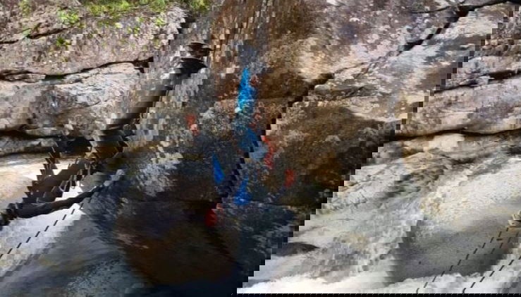 Trekking e discesa in corda doppia sul fiume Guatapé - Foto 1