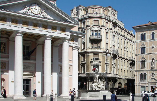 Trieste Tour Bus - Foto 1