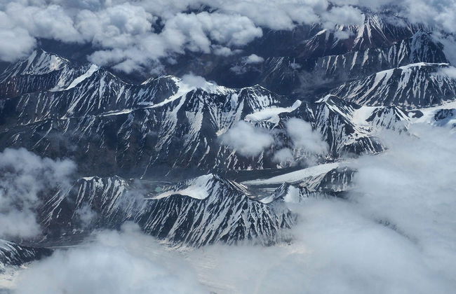 Fly Over the Himalayas - Photo 2