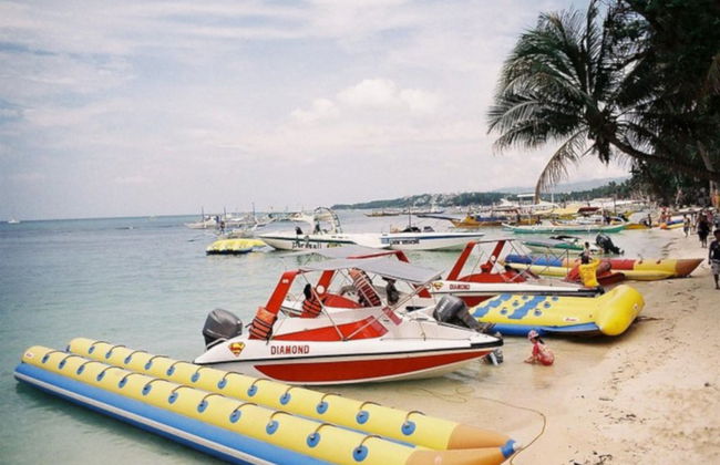 Banana Boat Trip in Boracay - Photo 4