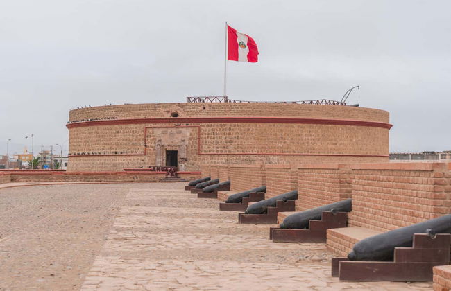 Real Felipe Fortress Night Tour - Photo 7