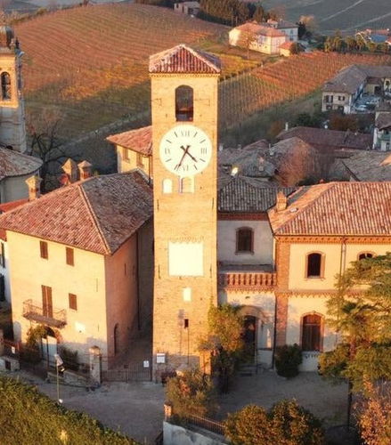 Foto de Visita guiada por Neive