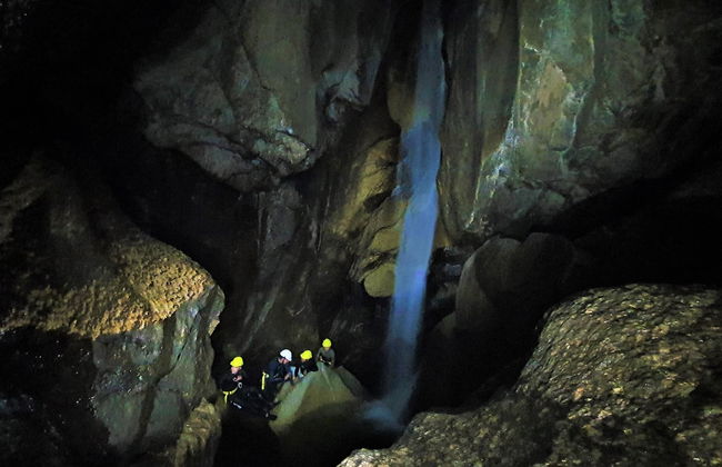 Hiking + Caving in Los Gigantes - Photo 7