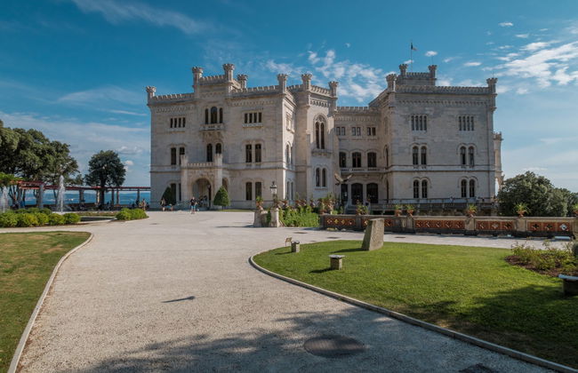 Panoramic Tour of Trieste + Miramare Castle - Photo 4